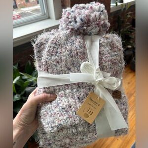 BearPaw Multicolor Chunky Knit Scarf